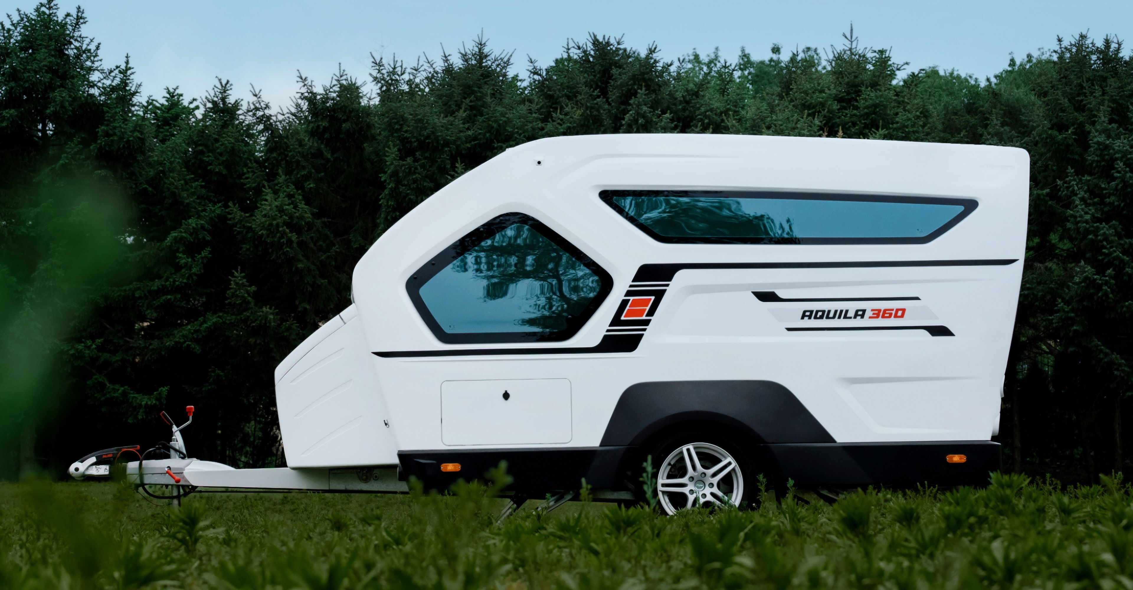 Aquila-360_exterior-2