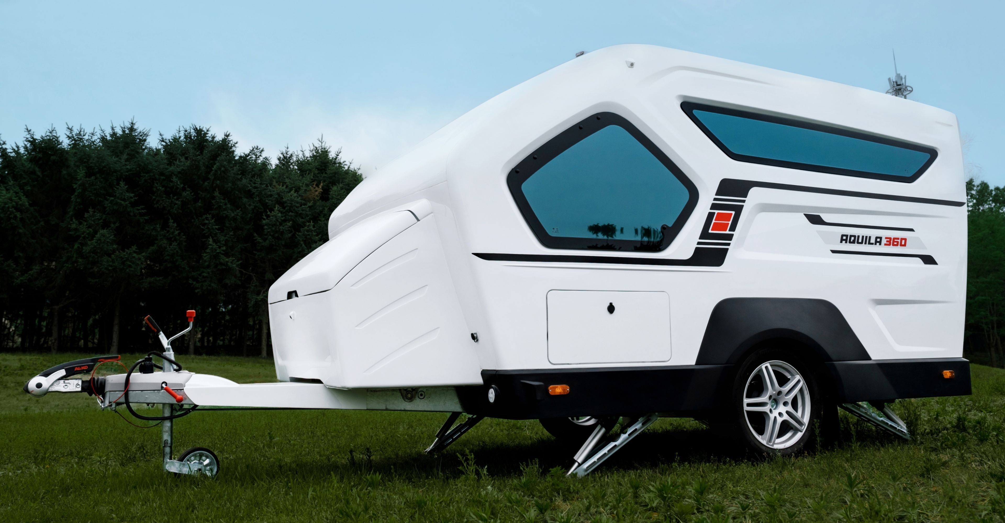 Aquila-360_exterior-3