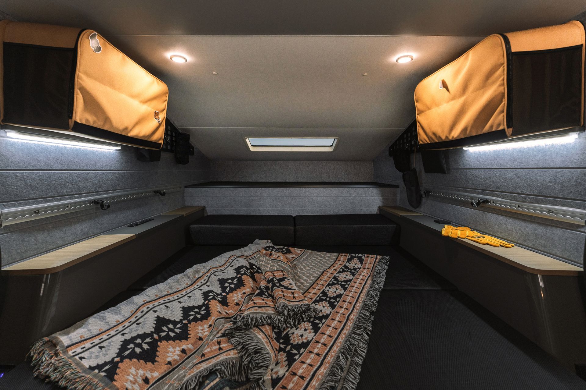 Veteran-350_interior-3